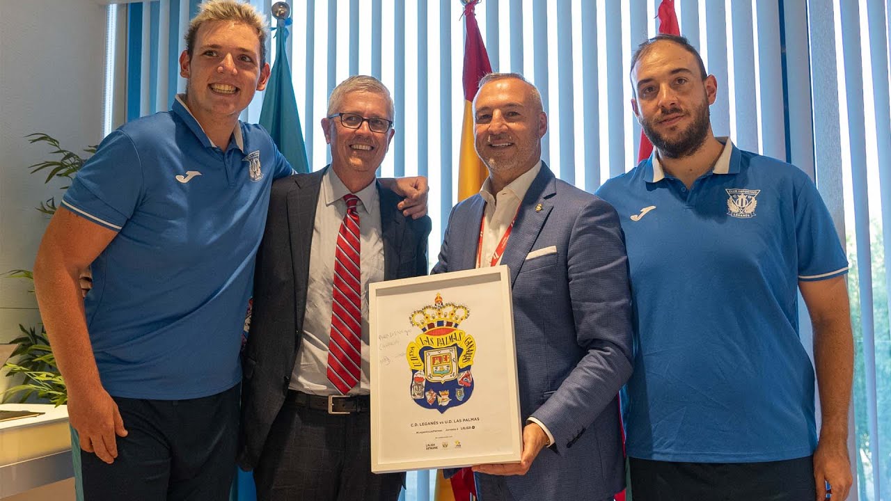 🖼️ El C.D. LEGANÉS GENUINE, protagonista del obsequio de directivas de esta temporada